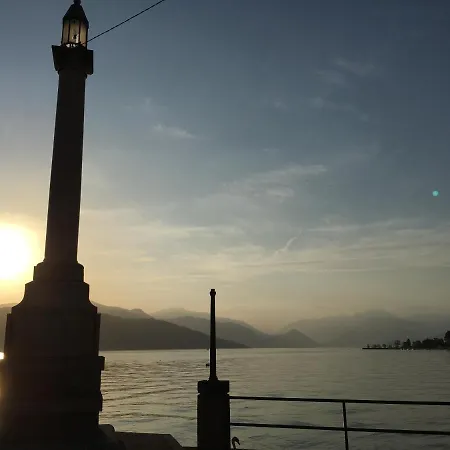 The Gulf Sailor's House - Lago Maggiore *